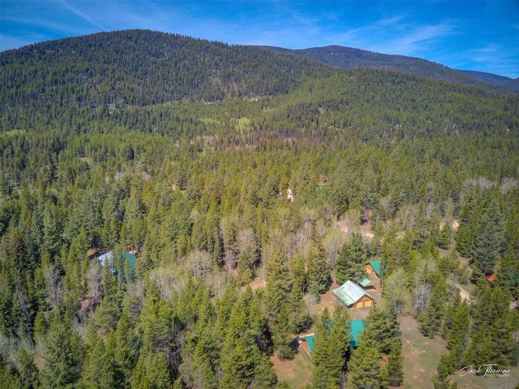 2156 Lone Point Drive Lincoln MT 59639