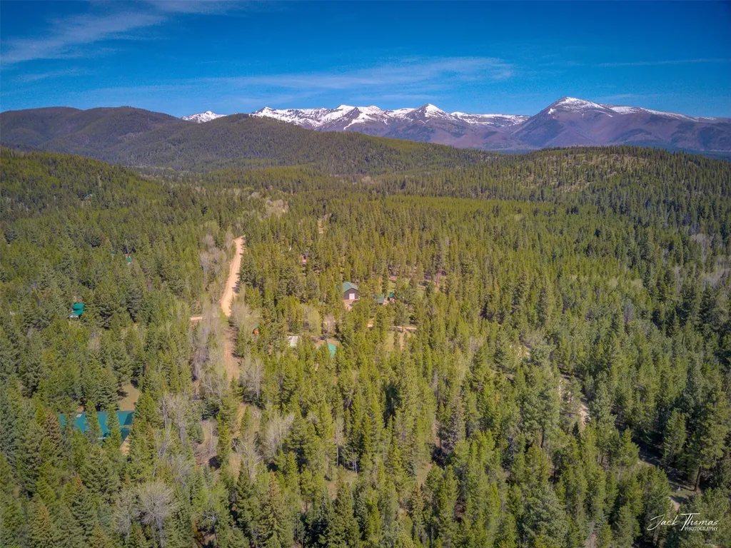 2156 Lone Point Drive Lincoln MT 59639