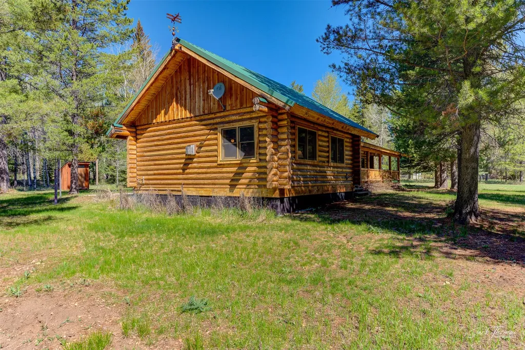 2156 Lone Point Drive Lincoln MT 59639