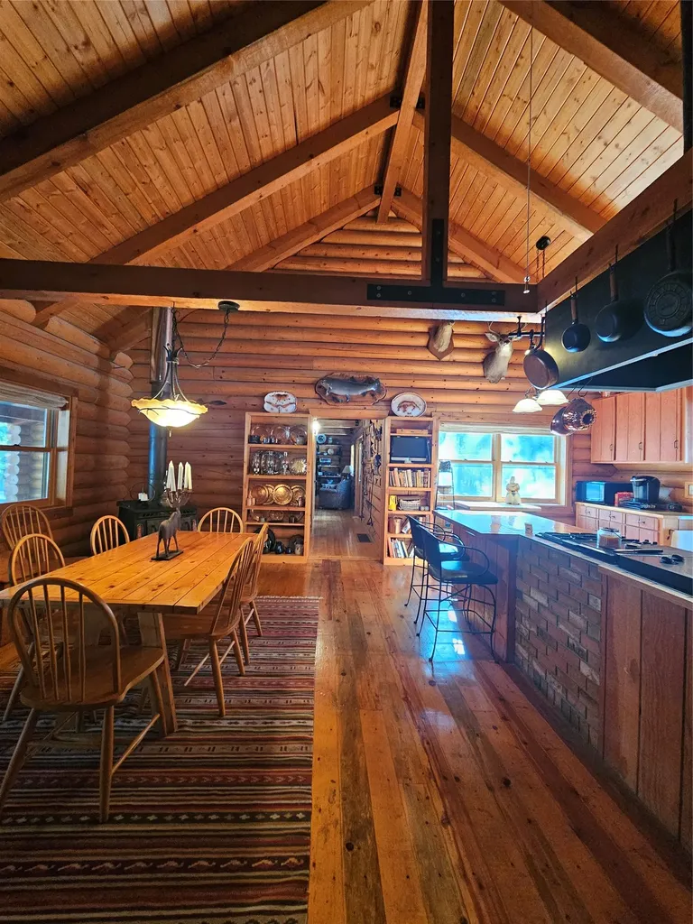 2156 Lone Point Drive Lincoln MT 59639