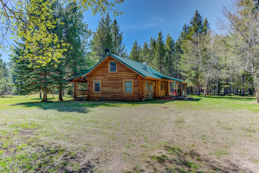 2156 Lone Point Drive Lincoln MT 59639