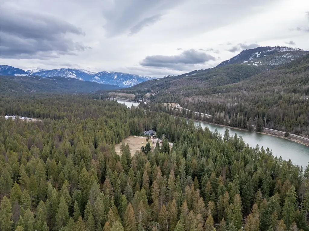 705 Waterfront Road Troy MT 59935