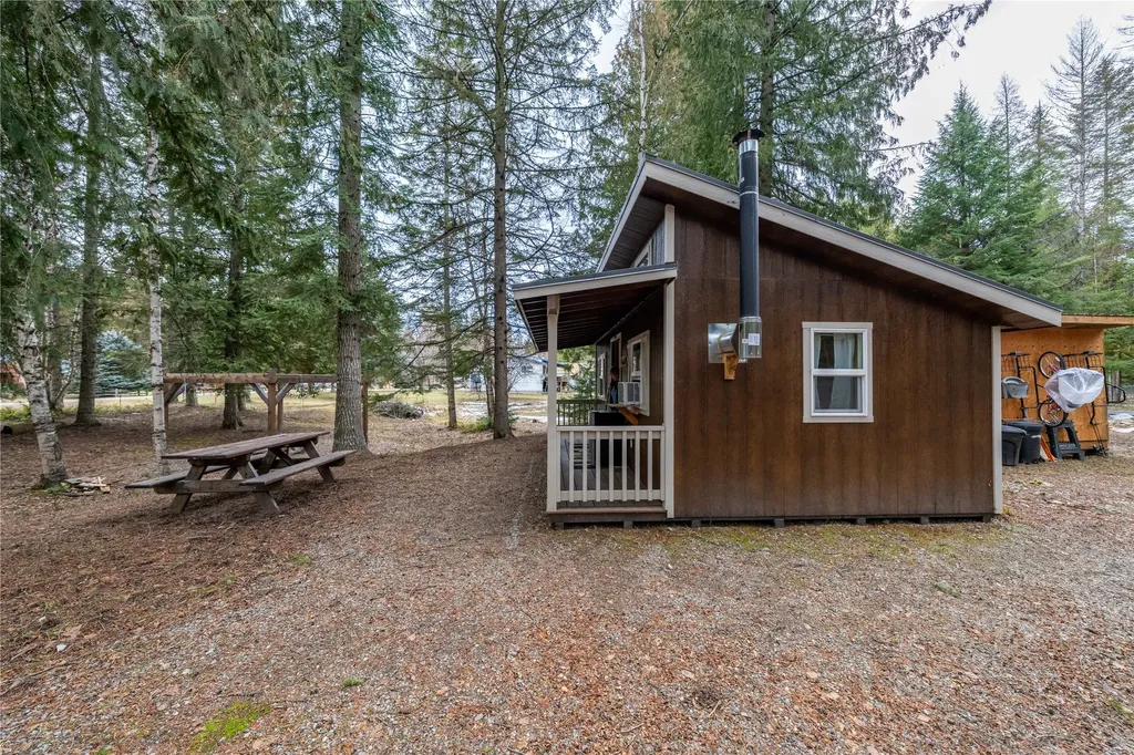 705 Waterfront Road Troy MT 59935