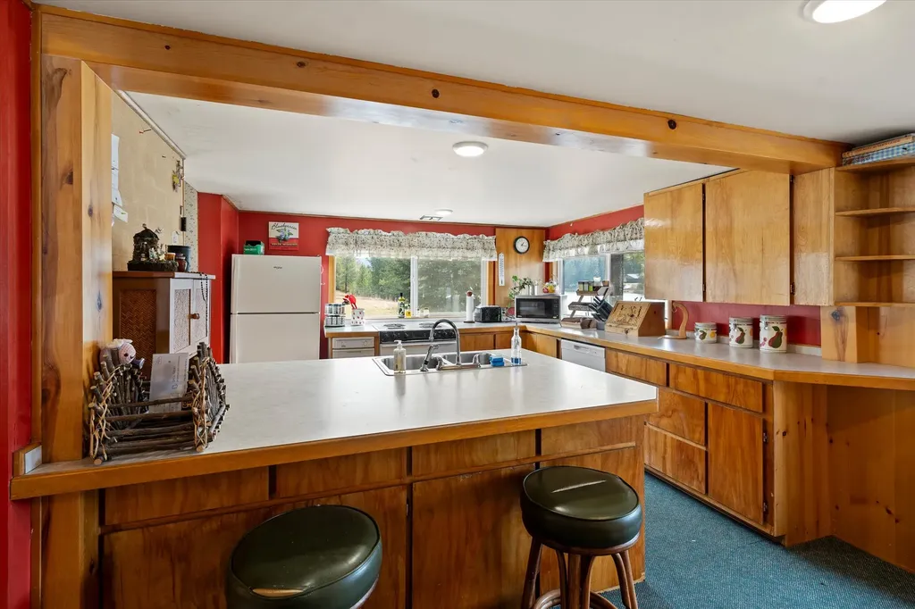 1165 Kootenai River Road Libby MT 59923