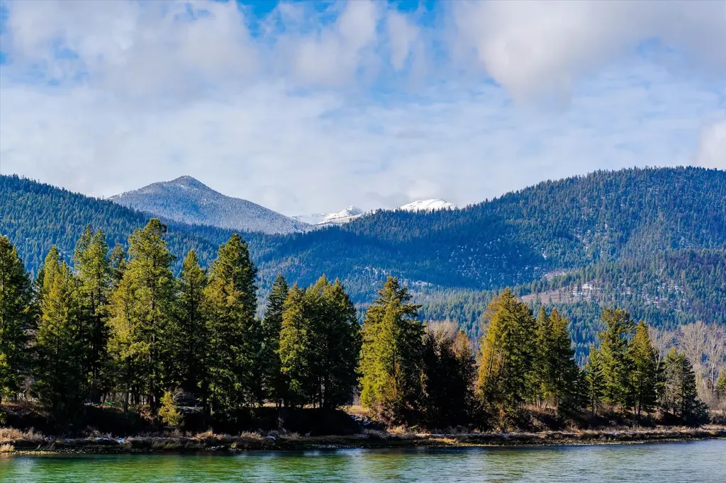 1165 Kootenai River Road Libby MT 59923