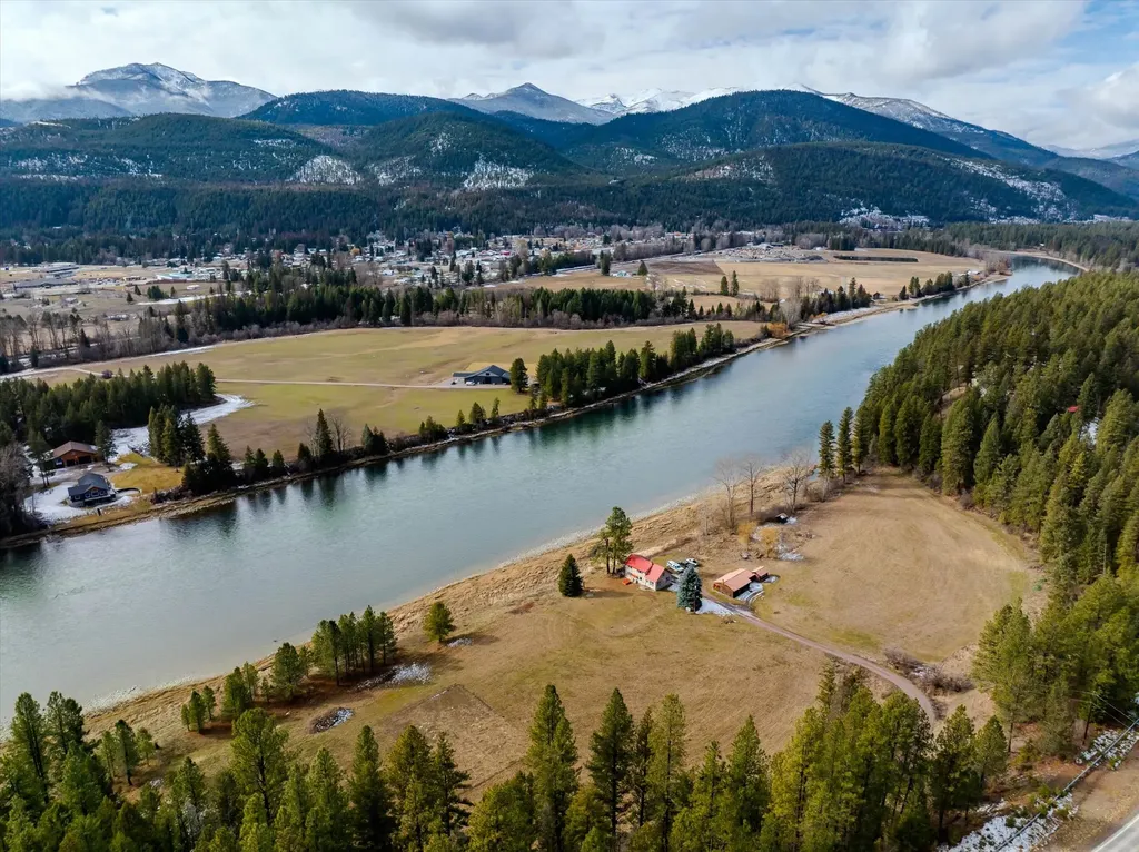 1165 Kootenai River Road Libby MT 59923