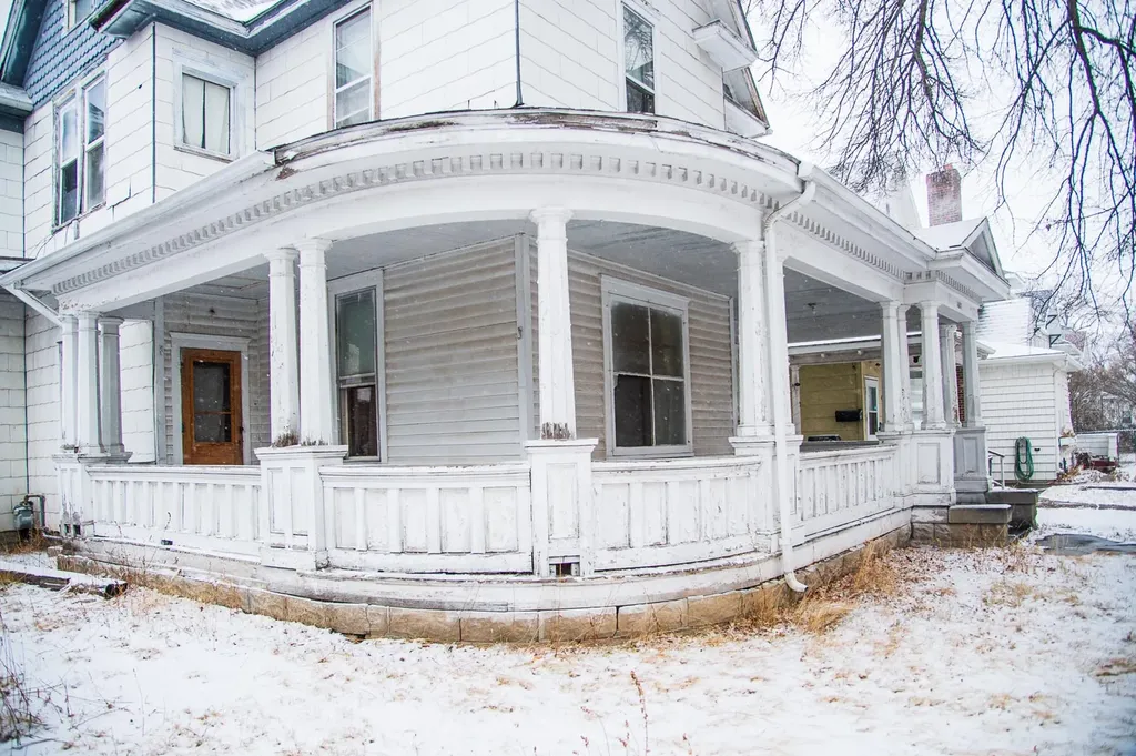 407 5th Avenue N Great Falls MT 59401