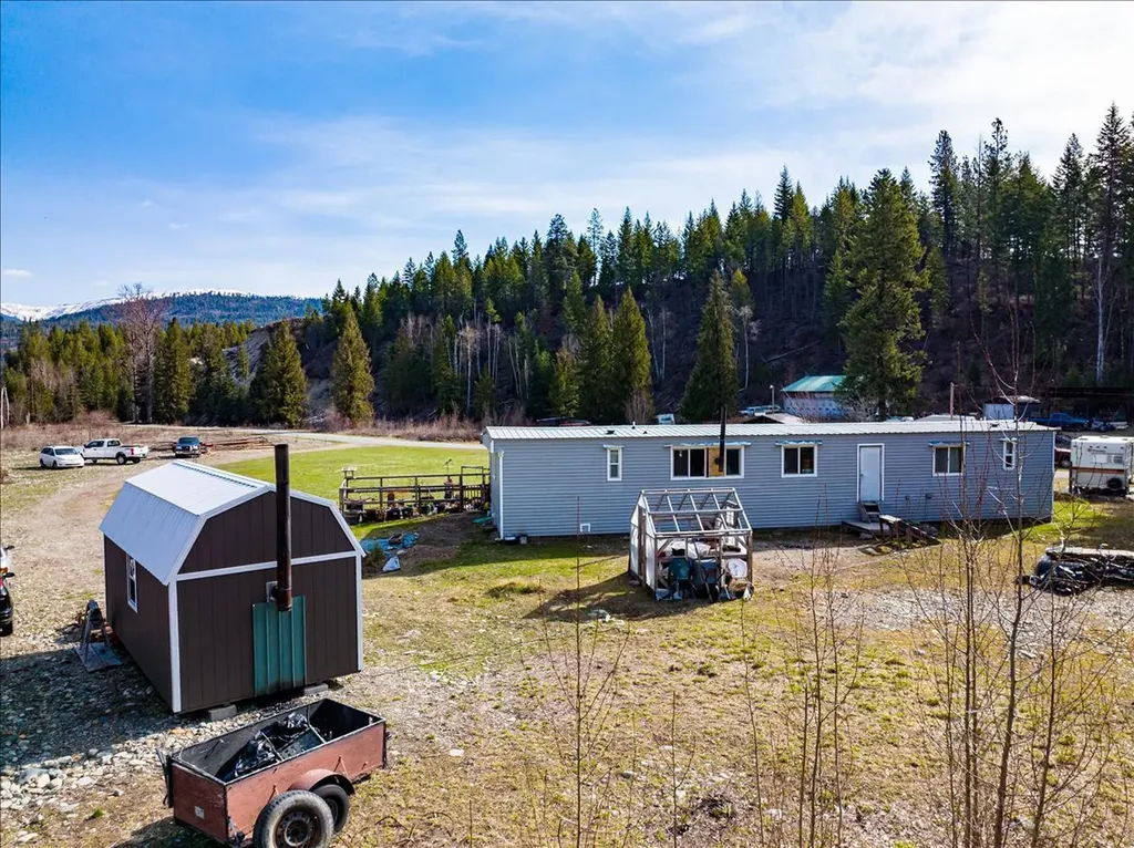 420 St Regis Road Troy MT 59935