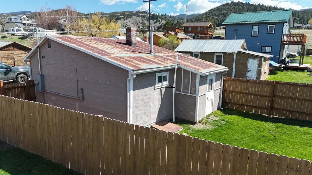 108 E Hickey Street Philipsburg MT 59858