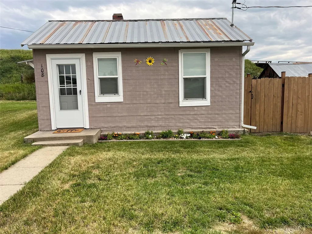 108 E Hickey Street Philipsburg MT 59858
