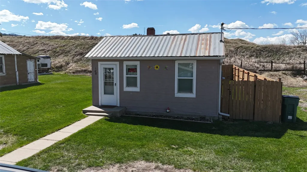 108 E Hickey Street Philipsburg MT 59858
