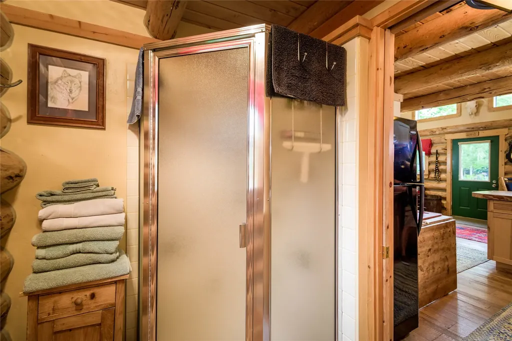 280 Shady Lane Bigfork MT 59911