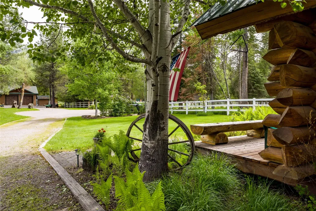 280 Shady Lane Bigfork MT 59911