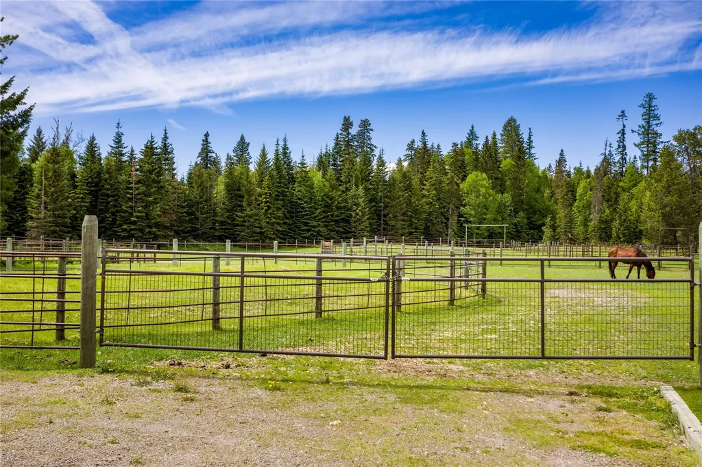 280 Shady Lane Bigfork MT 59911