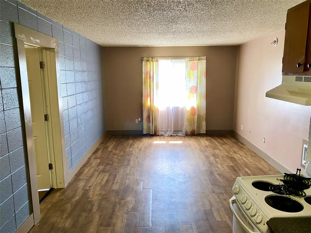 229 2nd Avenue SE Cut Bank MT 59427