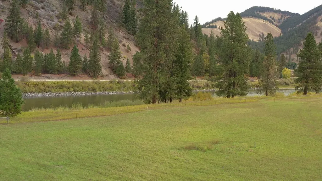 Lot 6 Kestrel Drive Superior MT 59872