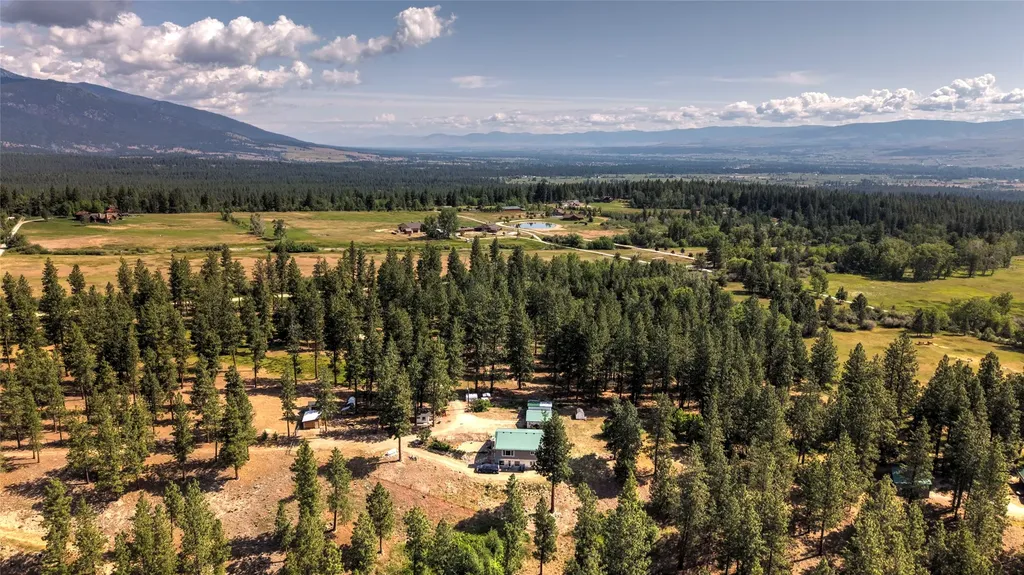 821 Fred Burr Road Victor MT 59875