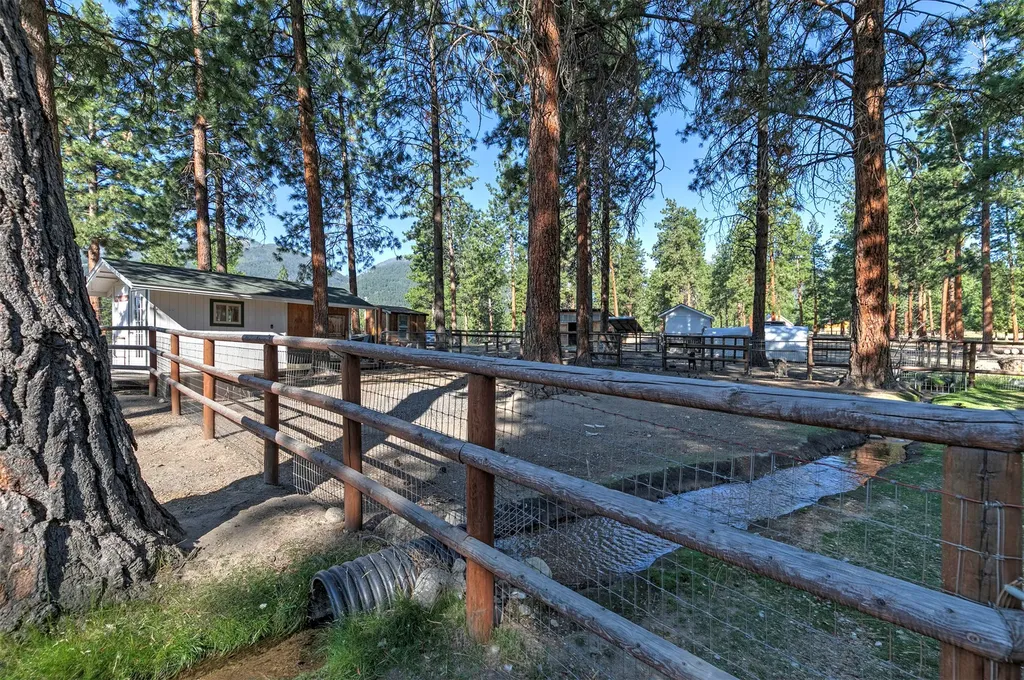821 Fred Burr Road Victor MT 59875