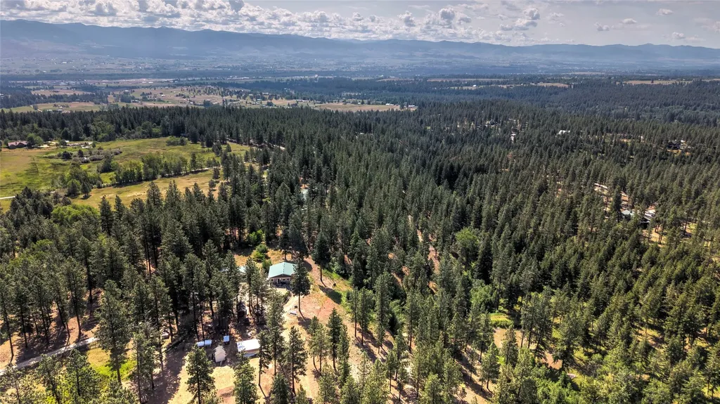 821 Fred Burr Road Victor MT 59875