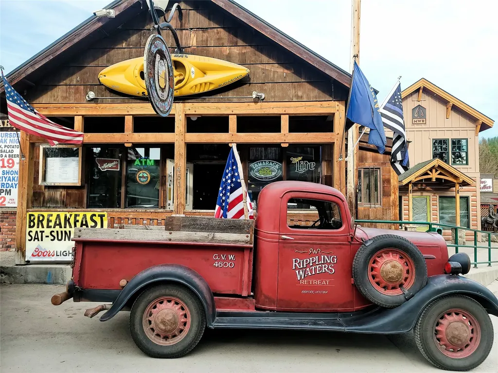 8575 Mount Highway 35 Bigfork MT 59911