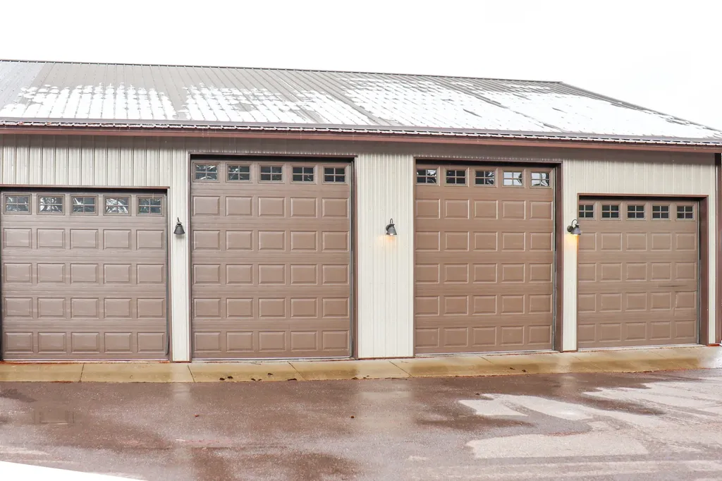 8560 Mt Highway 35 Bigfork MT 59911