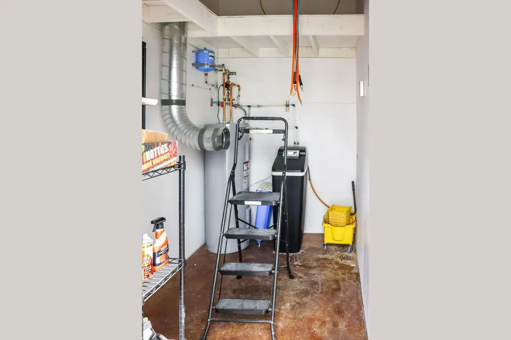 8560 Mount Highway 35 Bigfork MT 59911