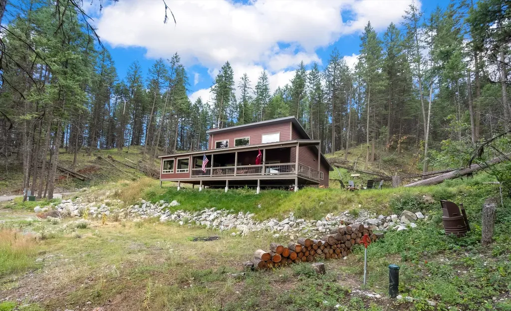 776 Summerville Road Eureka MT 59917