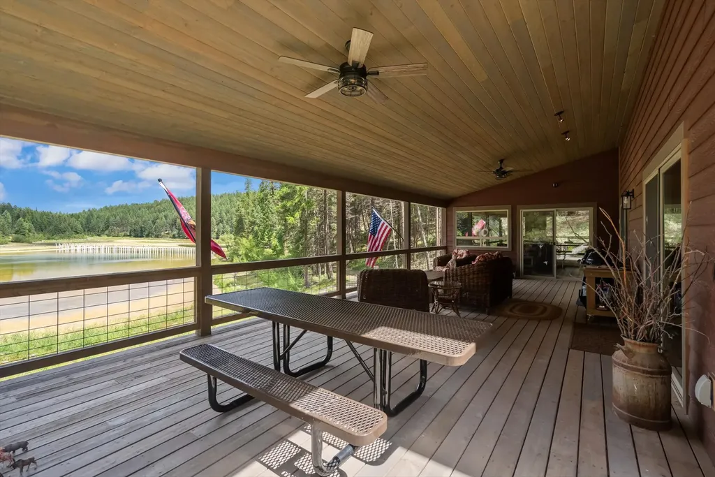 776 Summerville Road Eureka MT 59917