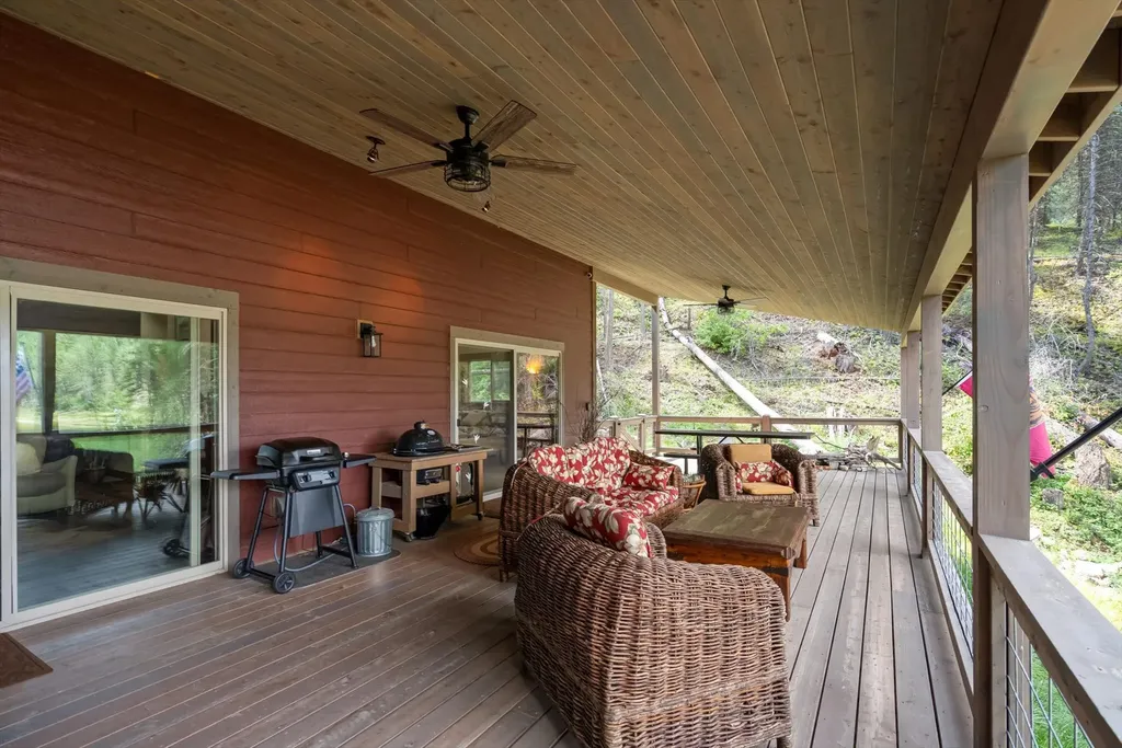 776 Summerville Road Eureka MT 59917