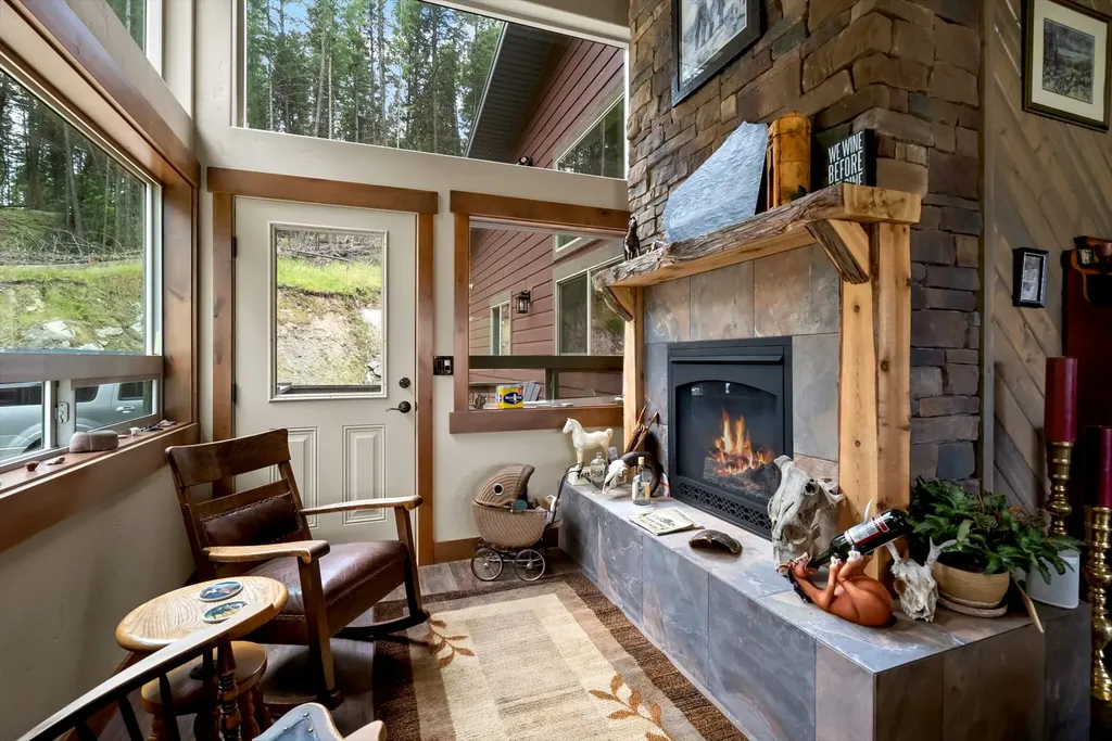 776 Summerville Road Eureka MT 59917