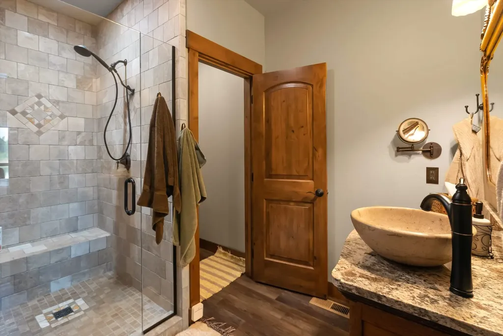 776 Summerville Road Eureka MT 59917