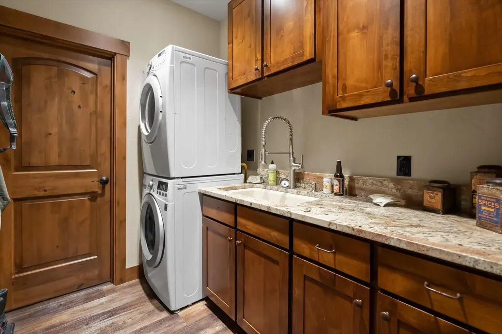 776 Summerville Road Eureka MT 59917