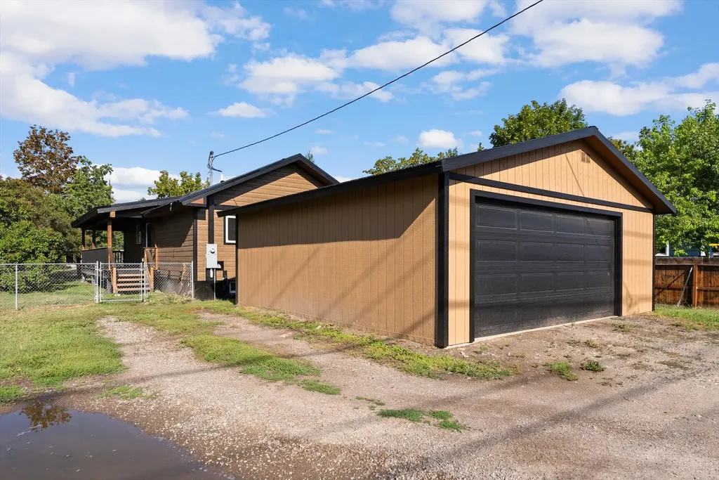 417 8th Avenue W Kalispell MT 59901