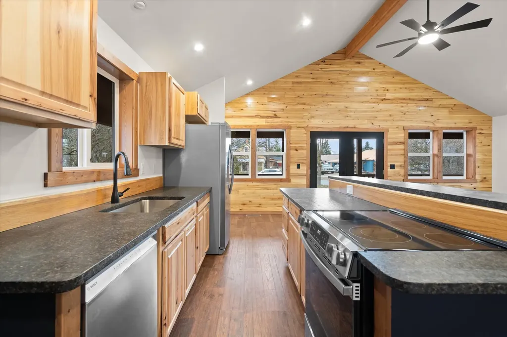 417 8th Avenue W Kalispell MT 59901