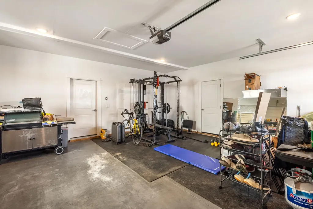 926 Abigail Lane Bozeman MT 59718