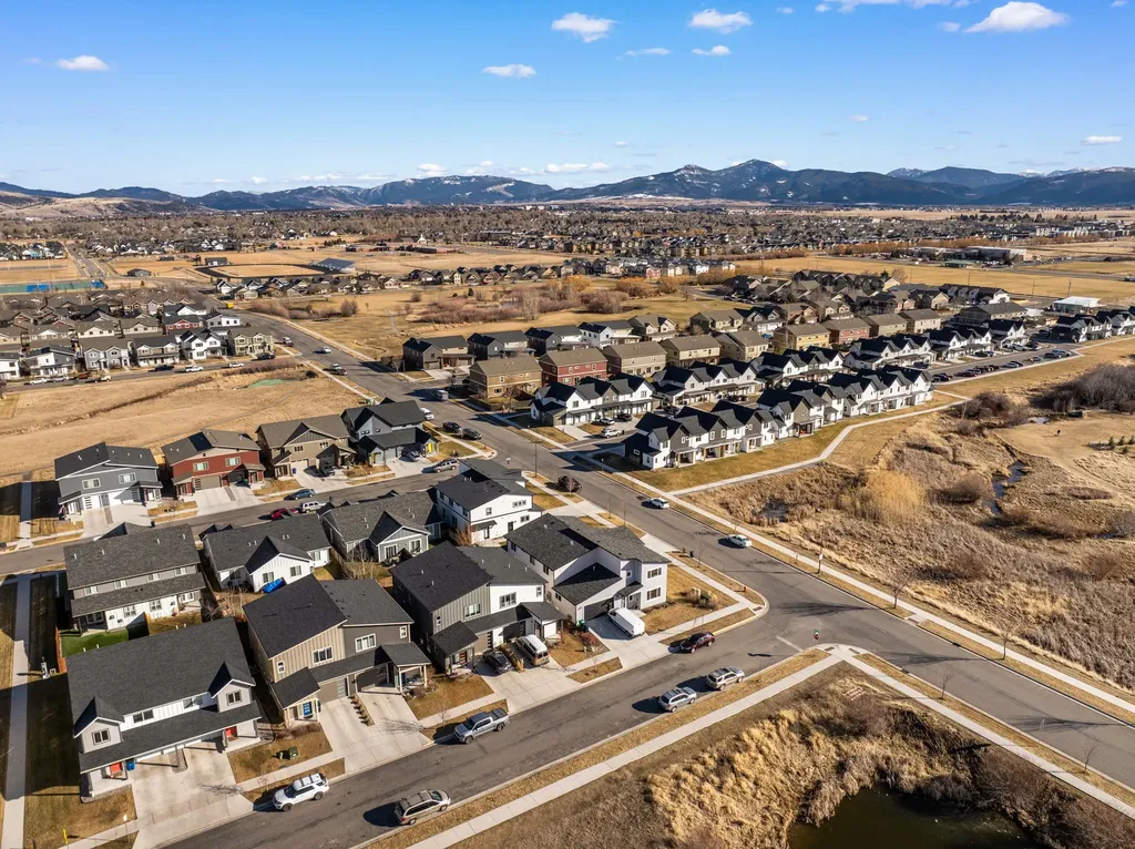 926 Abigail Lane Bozeman MT 59718