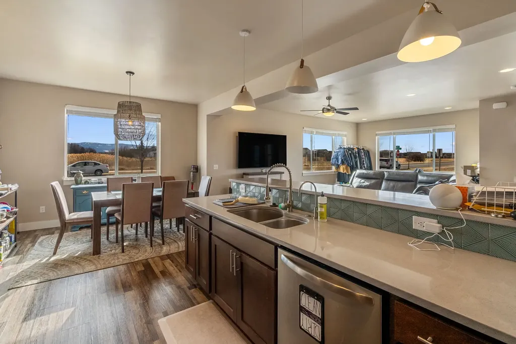 926 Abigail Lane Bozeman MT 59718