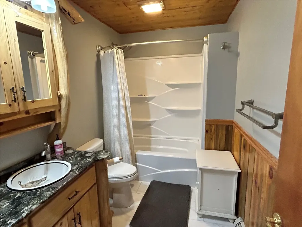 15 Hilltop Drive Clancy MT 59634