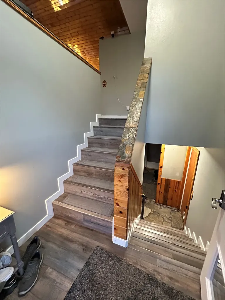 15 Hilltop Drive Clancy MT 59634