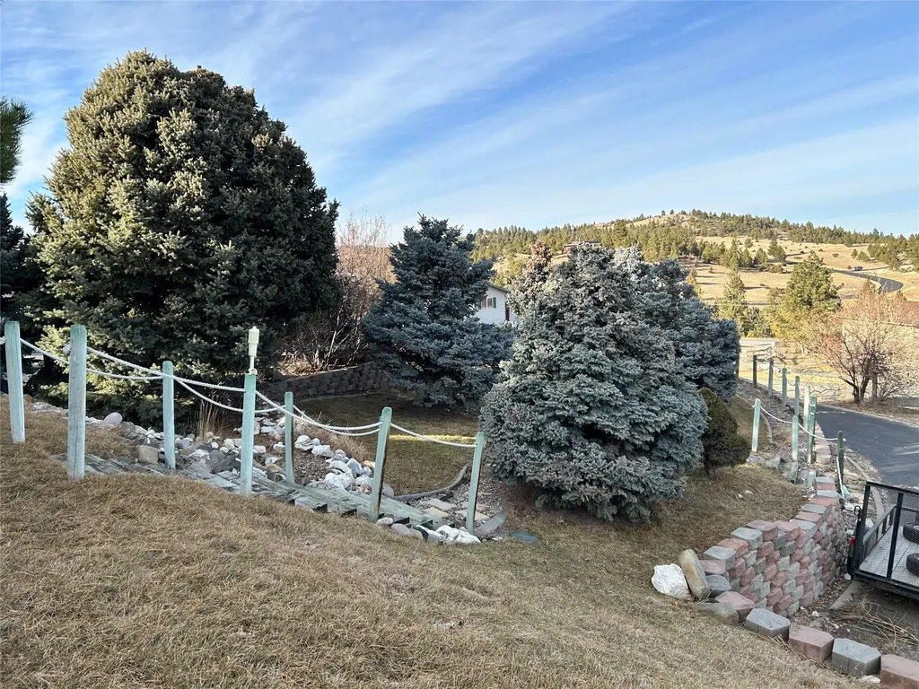 15 Hilltop Drive Clancy MT 59634