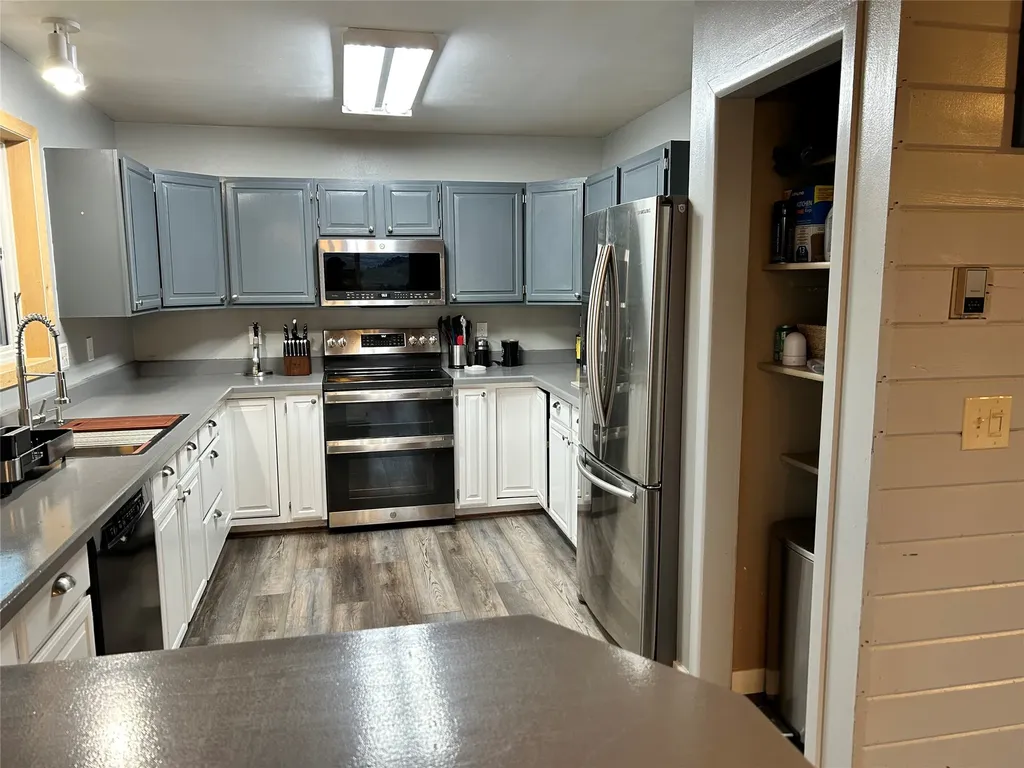 15 Hilltop Drive Clancy MT 59634