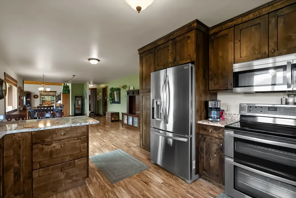1020 Middle Road Columbia Falls MT 59912
