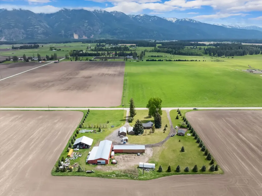 1020 Middle Road Columbia Falls MT 59912