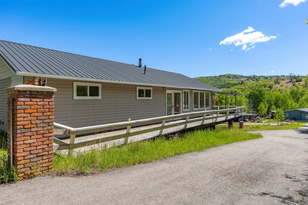1370 Sunnyside Road Anaconda MT 59711