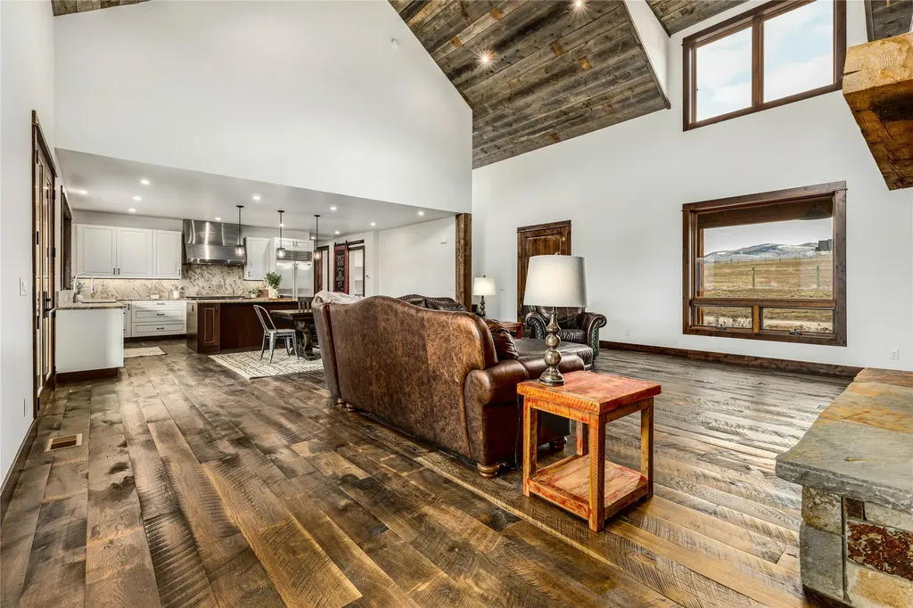 649 Little Bailey Lane Corvallis MT 59828