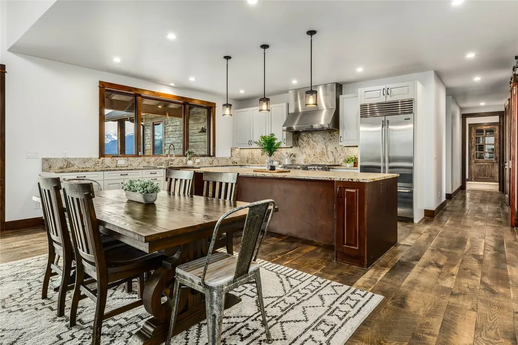 649 Little Bailey Lane Corvallis MT 59828