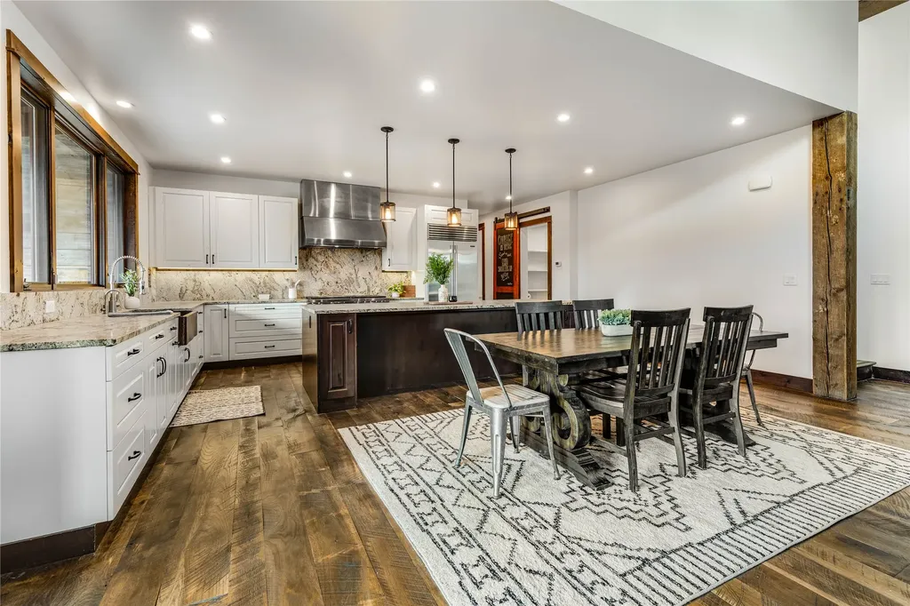 649 Little Bailey Lane Corvallis MT 59828