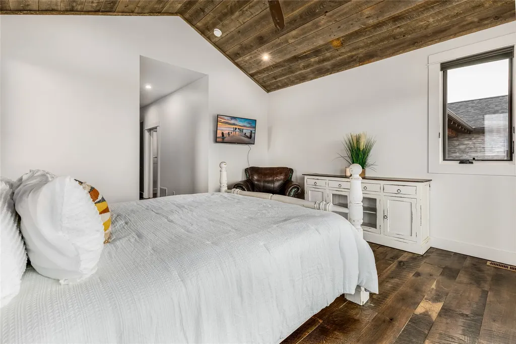 649 Little Bailey Lane Corvallis MT 59828