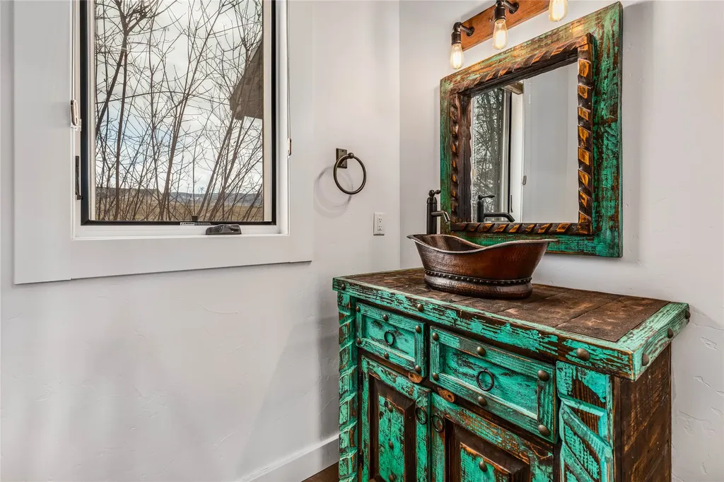 649 Little Bailey Lane Corvallis MT 59828