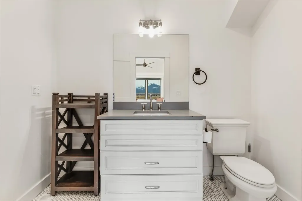 649 Little Bailey Lane Corvallis MT 59828